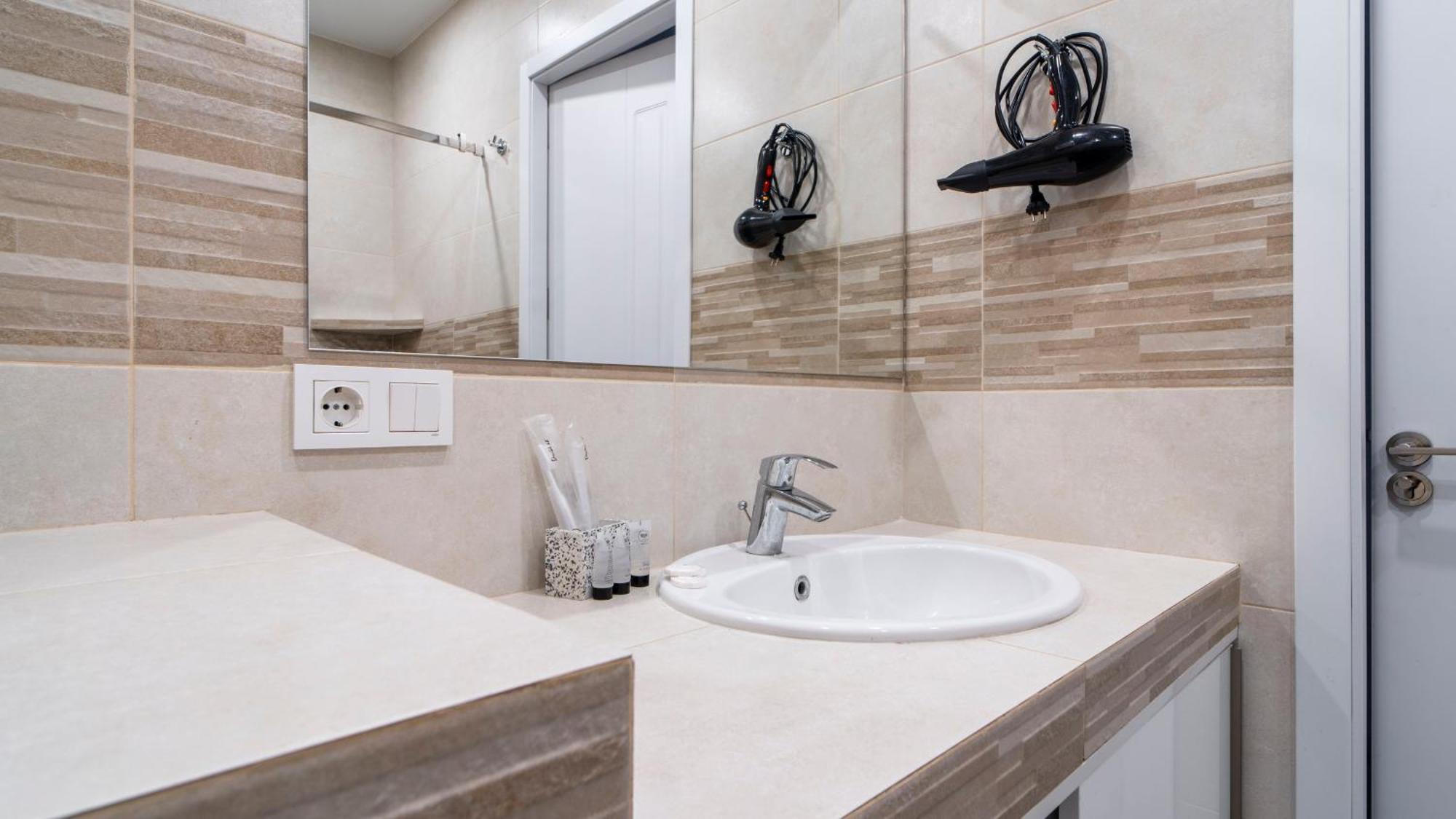 Cozy Apartment In The Heart Of Tbilisi Luaran gambar
