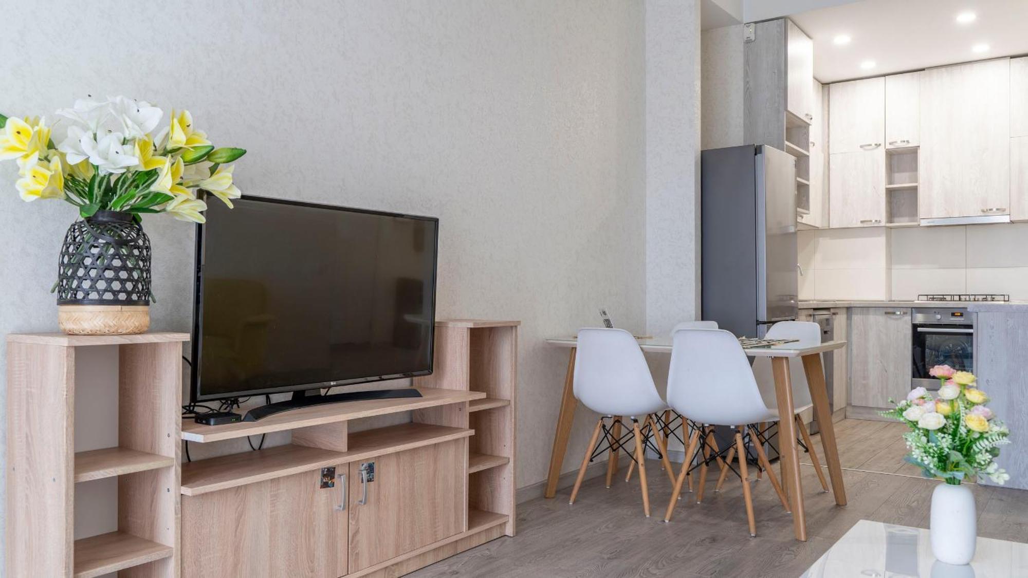Cozy Apartment In The Heart Of Tbilisi Luaran gambar